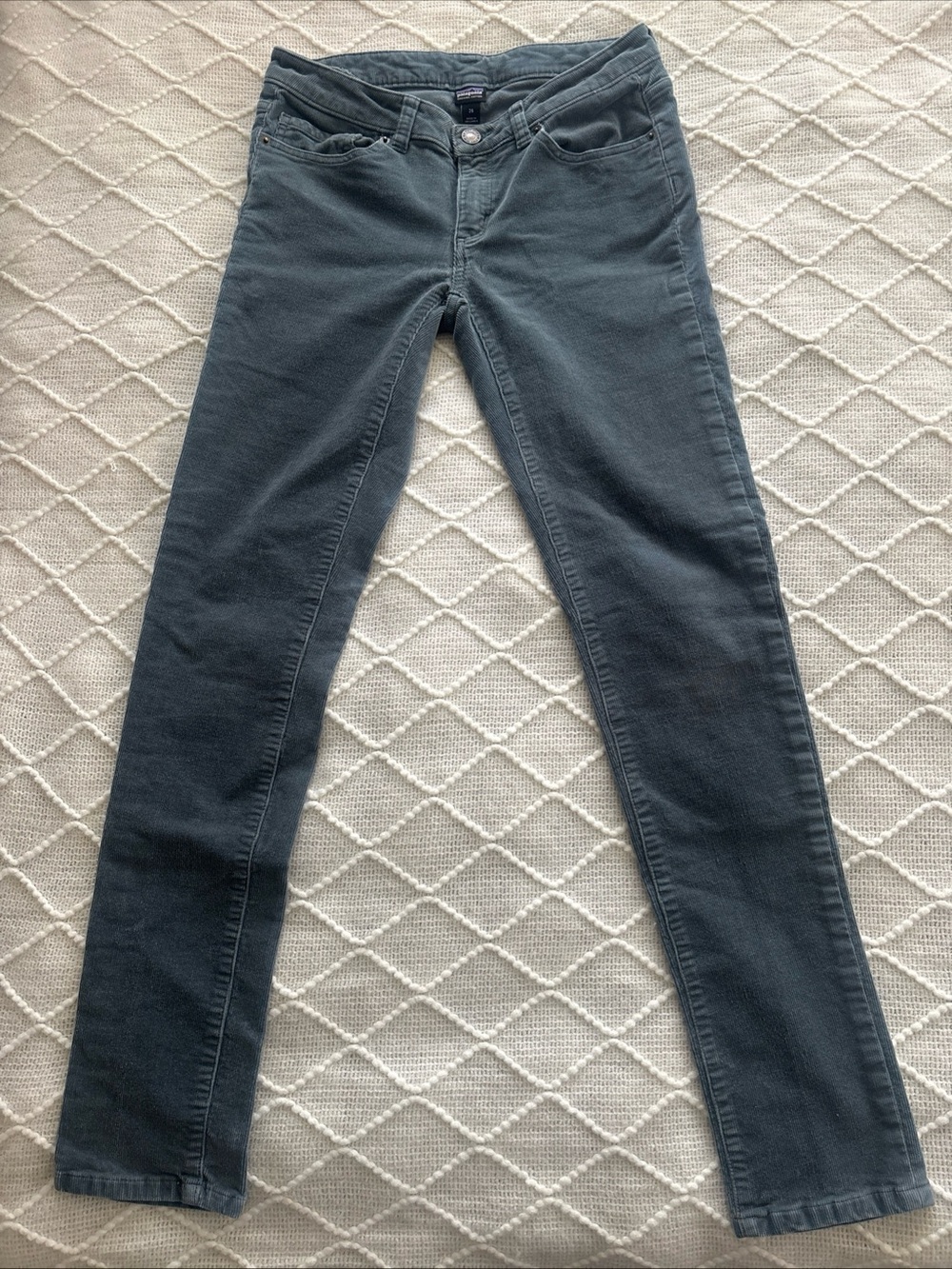 Patagonia Women's Skinny Corduroy Pants Jeans in Slate Gray-Blue